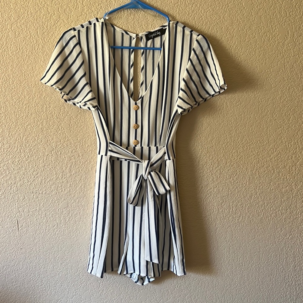 💙V-Neck Romper w. Blue Stripes💙